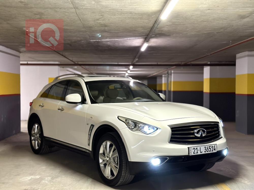 انفنتي QX70